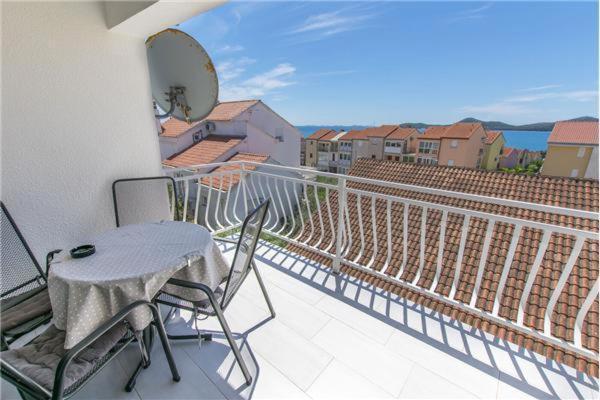 Apartments Selma Biograd Na Moru Exterior photo