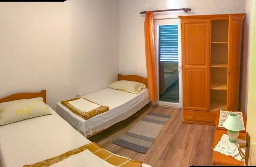 Apartments Selma Biograd Na Moru Exterior photo