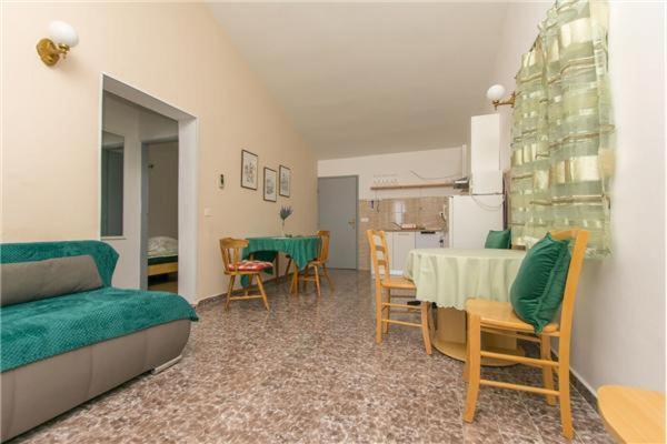 Apartments Selma Biograd Na Moru Exterior photo